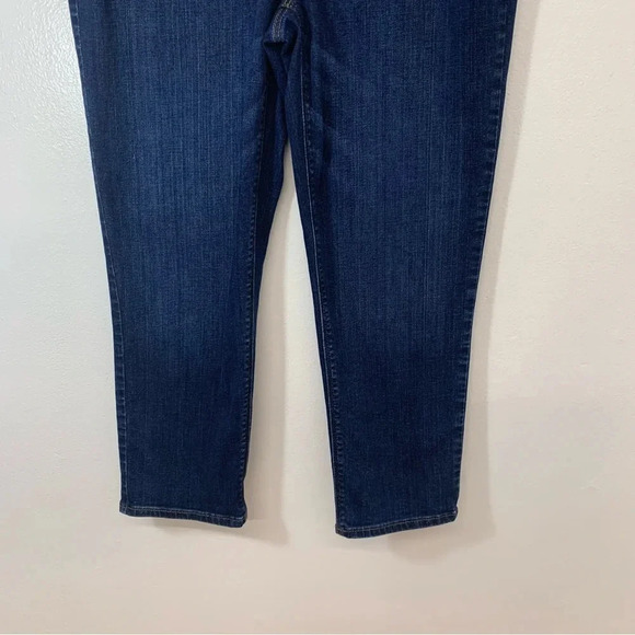 Chicos 0 Jeans Woman 4 Crop Mid Rise Blue Dark Wash Stretch Straight Classic - Picture 3 of 11